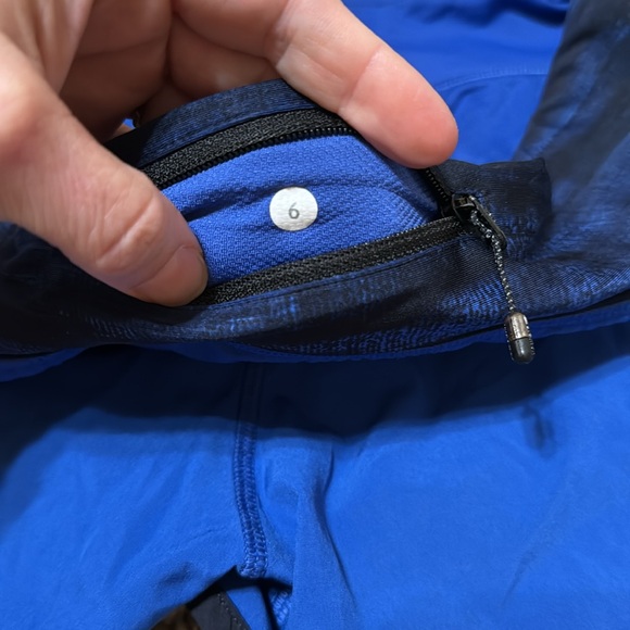 Lululemon Speed shorts - Picture 3 of 4